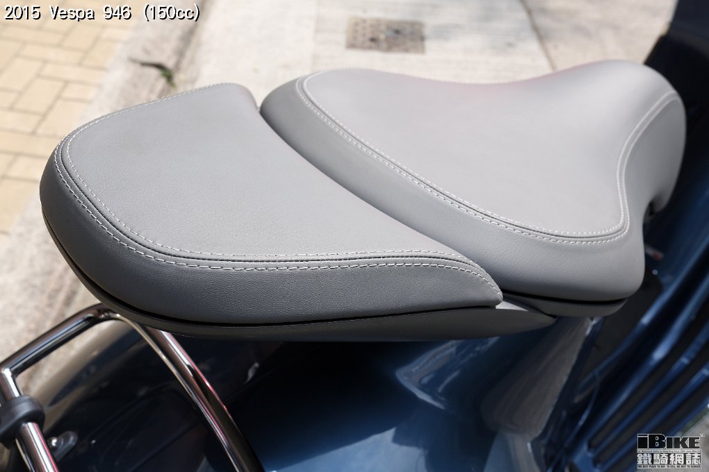 Vespa 946 (12)